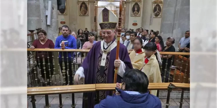 Foto: Adrián Gaytán // Homilía dominical del arzobispo, Pedro Vázquez Villalobos.