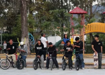 Crece el número de seguidores de los deportes extremos como el skate y BMX.