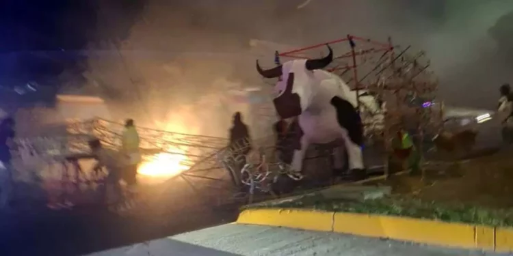 Señalaron que el castillo fue colocado sin cumplir con las medidas básicas de seguridad .