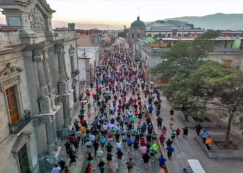 Fotos: Leobardo García Reyes // Fueron 3 mil 800 los participantes.