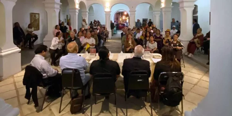 Jorge Bueno compartió parte del proceso creativo que dio vida a este trabajo editorial