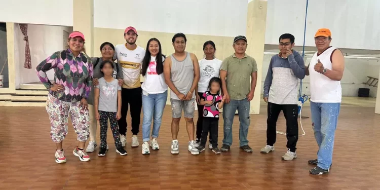 Se dio mantenimiento al gimnasio municipal.