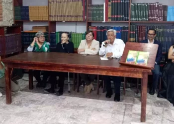 "Mujeres Periodistas. Volumen 1" es un gran un homenaje a las mujeres que desarrollan la actividad en las regiones del Estado de Oaxaca.