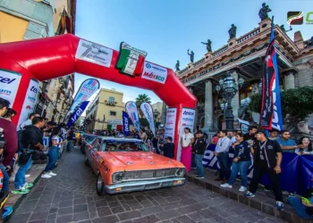 Fotos: Leobardo García Reyes // La Carrera Panamericana dejó una importante derrama económica.