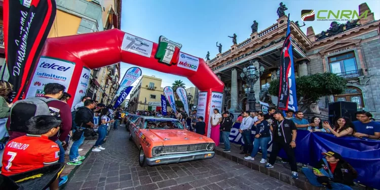 Fotos: Leobardo García Reyes // La Carrera Panamericana dejó una importante derrama económica.