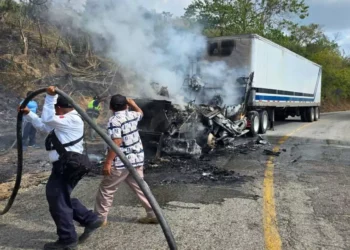 Se movilizaron cuerpos de emergencia en Jamiltepec.