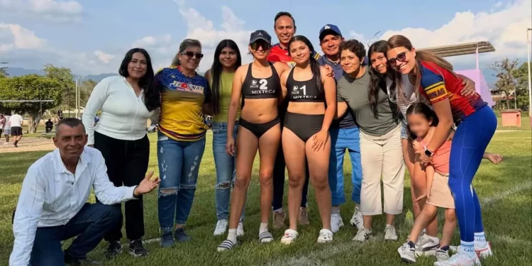 Leonas Doradas también se llevó el triunfo para el voleibol tradicional.