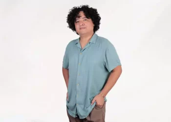 El cantante Obed Fuentes se encuentra en Bahías de Huatulco, disfrutando de su familia.