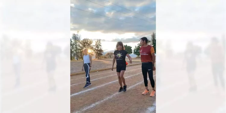 Foto: IGAVEC // Integrantes del Patronato Flechador del Sol hicieron un llamado la ciudadanía para sumarse a sus actividades, desde la unidad deportiva de Rancho Solano.
