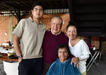 Fotos: Rubén Morales // La familia compartió una grata convivencia en un ambiente navideño.