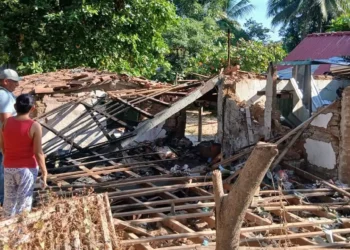 La madrugada del miércoles, una explosión de pirotecnia ocurrió en el interior de una vivienda en Huazolotitlán.