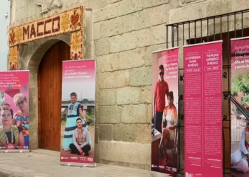 Esta exposición surge para honrar la memoria de Viniza Carrillo Medina.