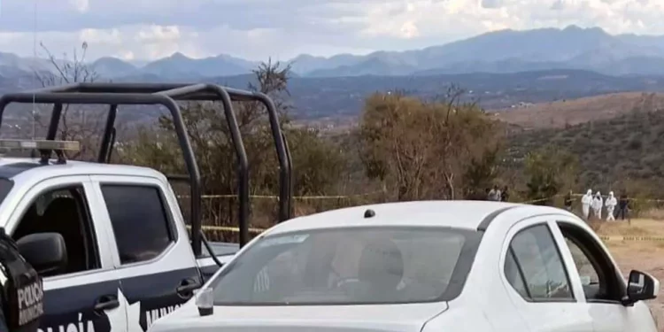 Los cuerpos se encontraban en bolsas de plástico y envueltos en sábanas.