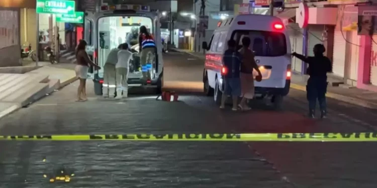Ataque armado en taquería de Pinotepa Nacional deja un muerto y tres heridos