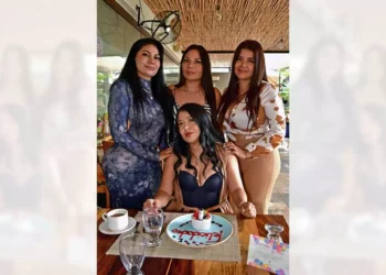 Foto: Rubén Morales // Alondra Pinacho celebró su cumpleaños al lado de Daríana Sánchez, Berenice López y Mara Gómez.