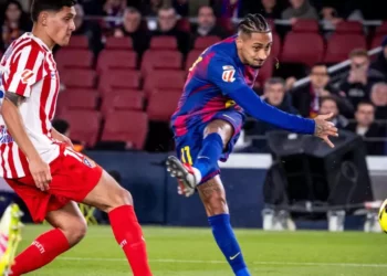 Barcelona vence 3-1 al Atlético de Madrid y asegura el liderato de LaLiga