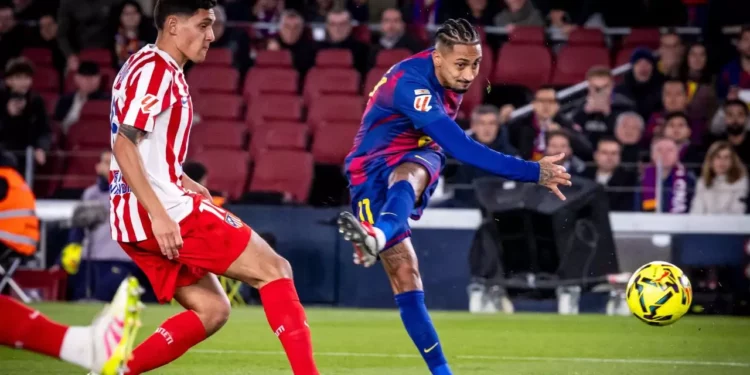 Barcelona vence 3-1 al Atlético de Madrid y asegura el liderato de LaLiga