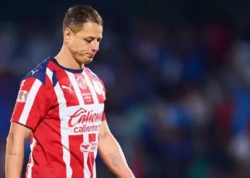 ES OFICIAL: Chivas le da las “Grac14s” al Chicharito Hernández