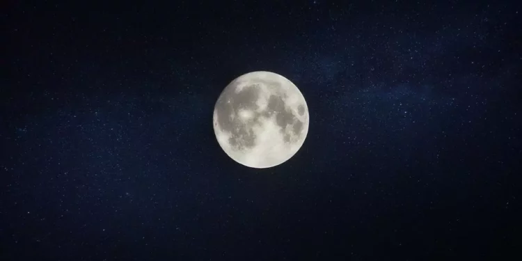 Ciclo lunar de diciembre 2025: fechas clave, significado y cómo aprovechar cada fase