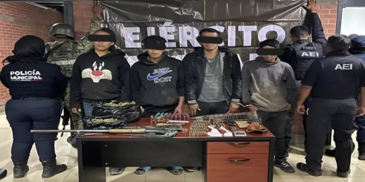 Cateo en Miahuatlán deja cuatro detenidos y decomiso de droga y autopartes
