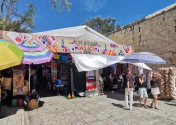 Foto: Adrián Gaytán // De nueva cuenta “expo ferias” se adueñarán de las calles en temporada decembrina.