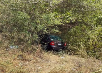Se accidenta familia Veracruzana