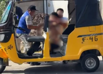 Acribillan a mototaxista y familiares se llevan el cuerpo en Juchitán