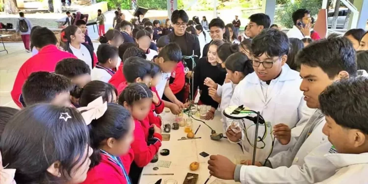 El aniversario incluyó diversos eventos que reunieron a la comunidad estudiantil, docente y a la sociedad en general.