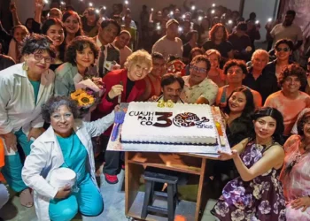 Foto: Daniel Cabrera // El grupo ha llevado sus propuestas escénicas a municipios, comunidades en las ocho regiones del estado de Oaxaca.