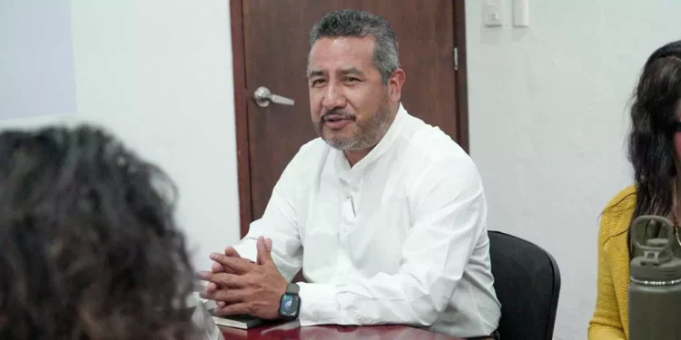 Foto: redes sociales // El presidente municipal de Tlacolula, René Óscar Sánchez Chagoya, acusado por presunta violencia política de género.