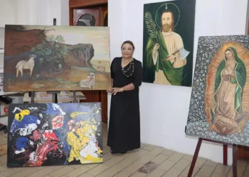 Foto: Erika Márquez // En la exposición la tradición religiosa dialoga con una mirada contemporánea cargada de fe y esperanza.