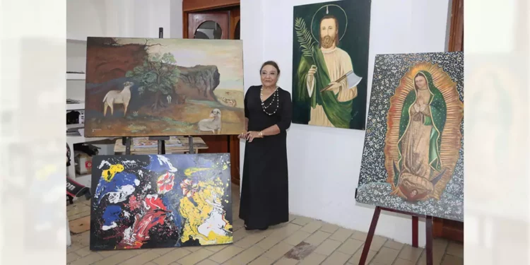 Foto: Erika Márquez // En la exposición la tradición religiosa dialoga con una mirada contemporánea cargada de fe y esperanza.