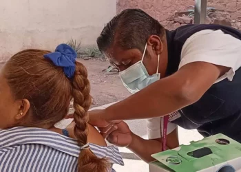 Foto: IGAVEC // Explicó que las vacunas son las de influenza, neumococo y COVID, esta última de la marca Moderna.