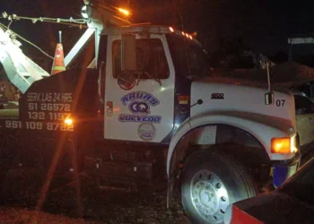 Peregrinos denuncian cobro excesivo de grúas en Oaxaca