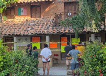 Mazunte exige la destitución del agente municipal Jaime Ziga y toma la agencia como medida de presión