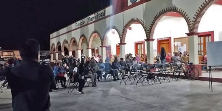Foto: Gobierno de Oaxaca // Indaga la Fiscalía Especializada en Delitos Electorales de Oaxaca presuntas irregularidades en comicios bajo SNI.