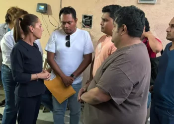 Foto: internet // La presidenta Claudia Sheinbaum Pardo escuchó las peticiones de las y los familiares de las víctimas del descarrilamiento del Tren Interoceánico.