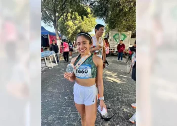 Mariel Salazar gana en la edición número 57 de la tradicional Carrera Guadalupana de Tehuacán, Puebla.