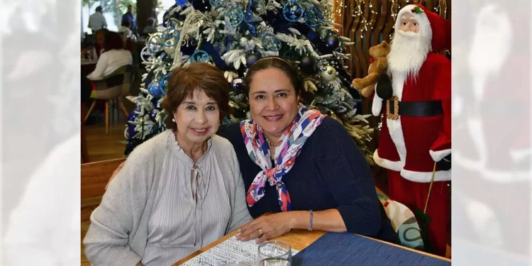 Fotos: Rubén Morales // Martha Navarro de Díaz y Mónica Arnaud estuvieron desayunando en un restaurante de la ciudad.