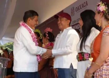 Nino Morales y sus hermanos indígenas reciben con entusiasmo a gobernador, durante Gira de Rendición de Cuentas