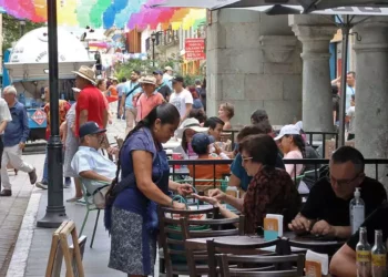 Foto: Archivo El Imparcial // Persiste la economía informal como válvula de escape a la presión laboral.