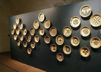 Foto: Fundación Alfredo Harp Helú // Piezas de Talavera de la Reyna integran la exposición “El mito del dios del maíz. Imágenes y letras”, en el Centro Cultural San Pablo.