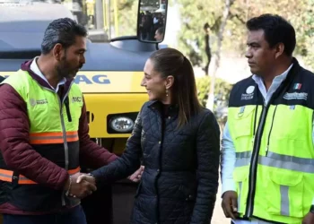 Realizó la supervisión de obra del tren México-Querétaro que beneficiará a 10 millones de personas.