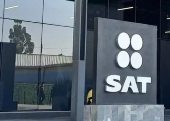 Evita multas: estos son los días que el SAT suspende actividades en diciembre