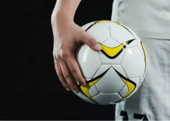 Tecnología y análisis digital en el fútbol moderno
