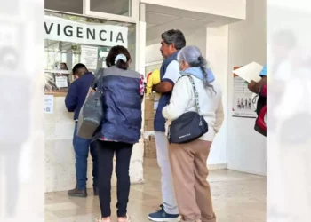 Foto: ISSSTE // Se reanudó la actividad en el área administrativa del Hospital Presidente Juárez del ISSSTE.