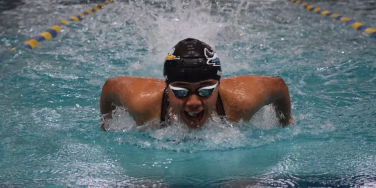 La sirena Sahara Monroy comparte carril con lo mejor de la natación mexicana