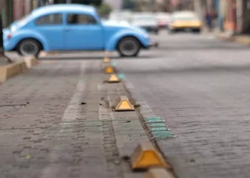 Fotos: Leobardo García Reyes // La ciclovía que va de avenida Independencia a Santa Lucía está siendo desmantelada.