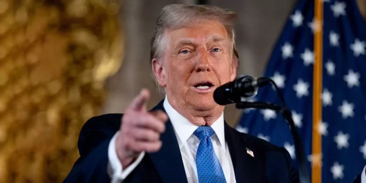 Amaga Trump con arancel de 5% por deuda de México por agua