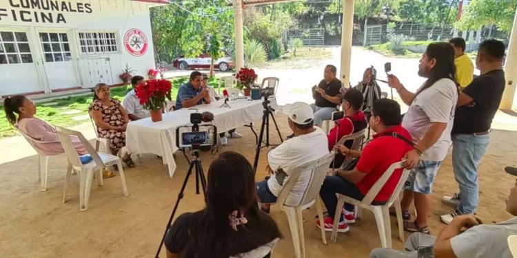 Grupo disidente manipula información sobre amparo y engaña a comuneros de Santa María Tonameca